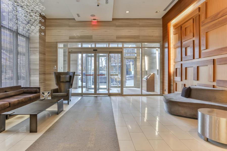 Skyline Suites - Walk To Mtcc, Acc, Rogers Centre & Entertainment District Toronto Exterior photo