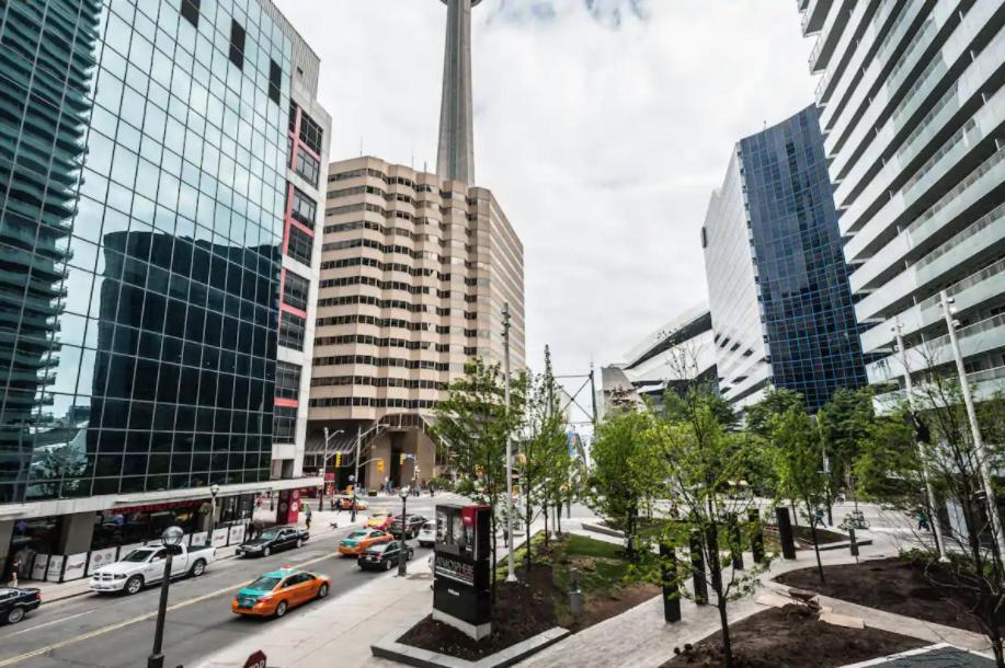 Skyline Suites - Walk To Mtcc, Acc, Rogers Centre & Entertainment District Toronto Exterior photo